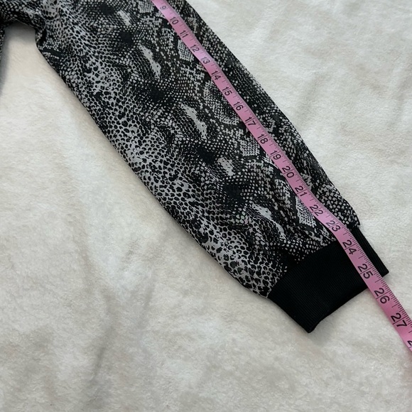 Philosophy Black and White Snakeskin Bomber Zip up Jacket - Picture 13 of 14